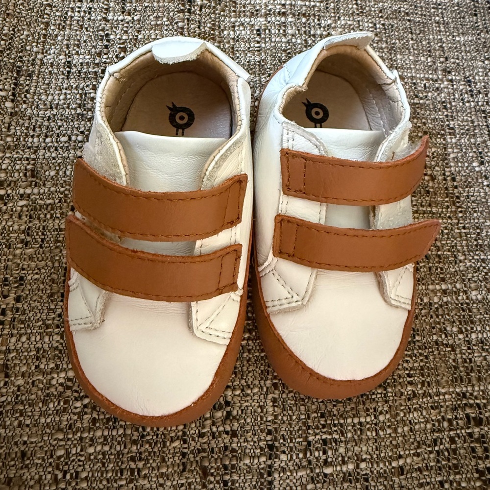 Old Soles White and Tan Kids Sneakers barefoot walkers leather upper and lining